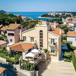 boutique-hotel-oasi.pula-hotels.org/